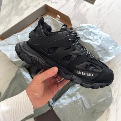 Balenciaga track