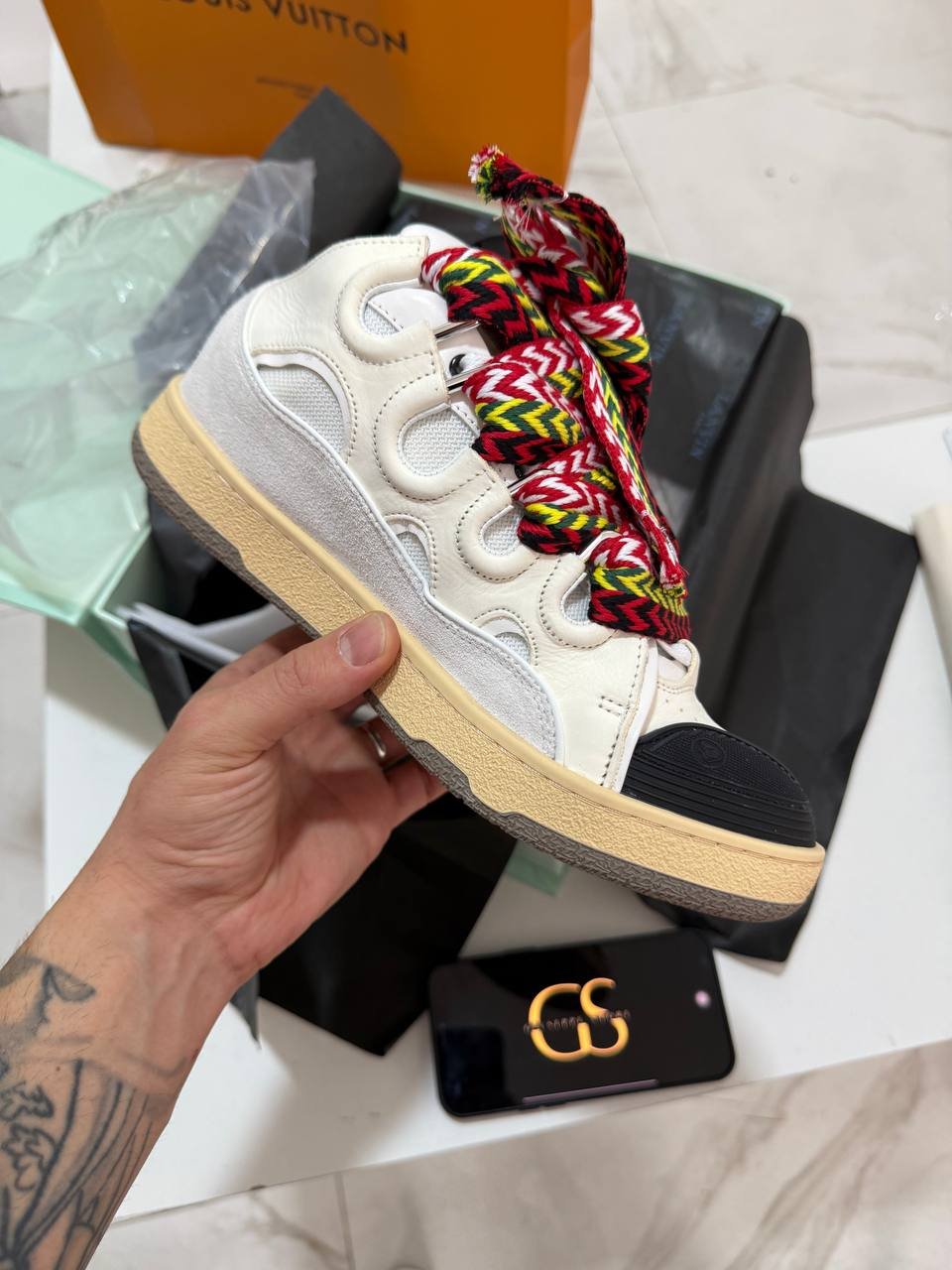 Lanvin curb
