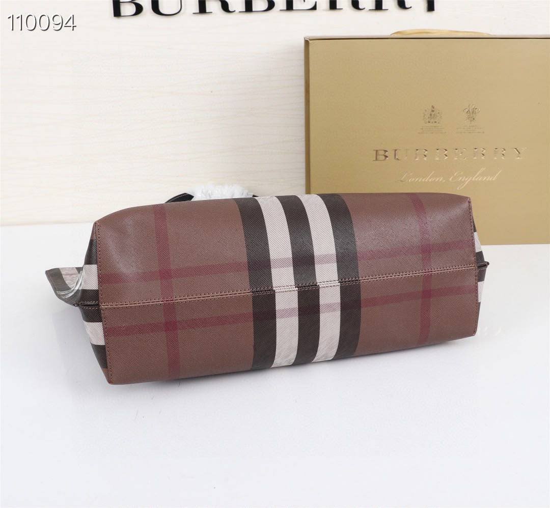 Burberry variante scura