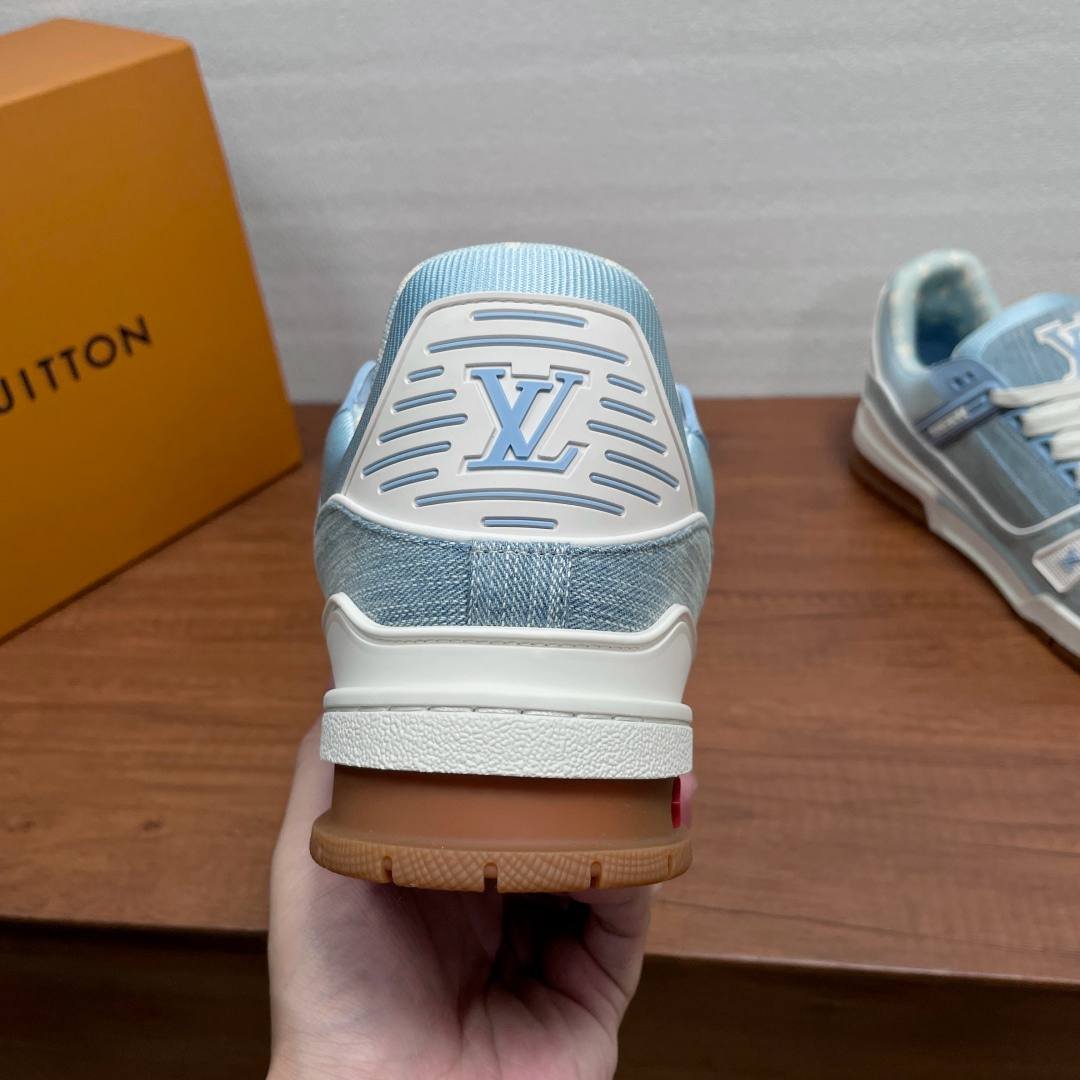 Louis Vuitton trainer