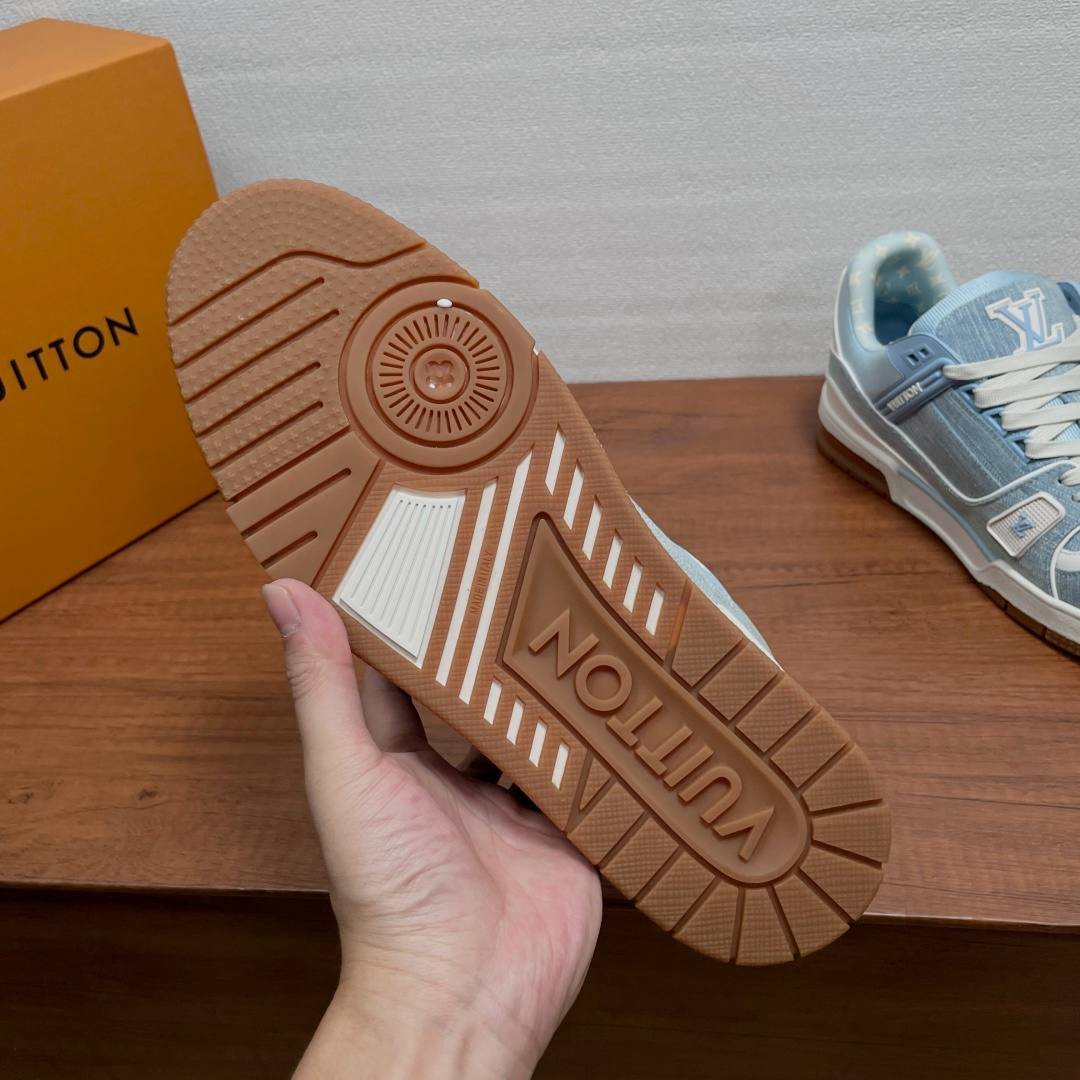 Louis Vuitton trainer