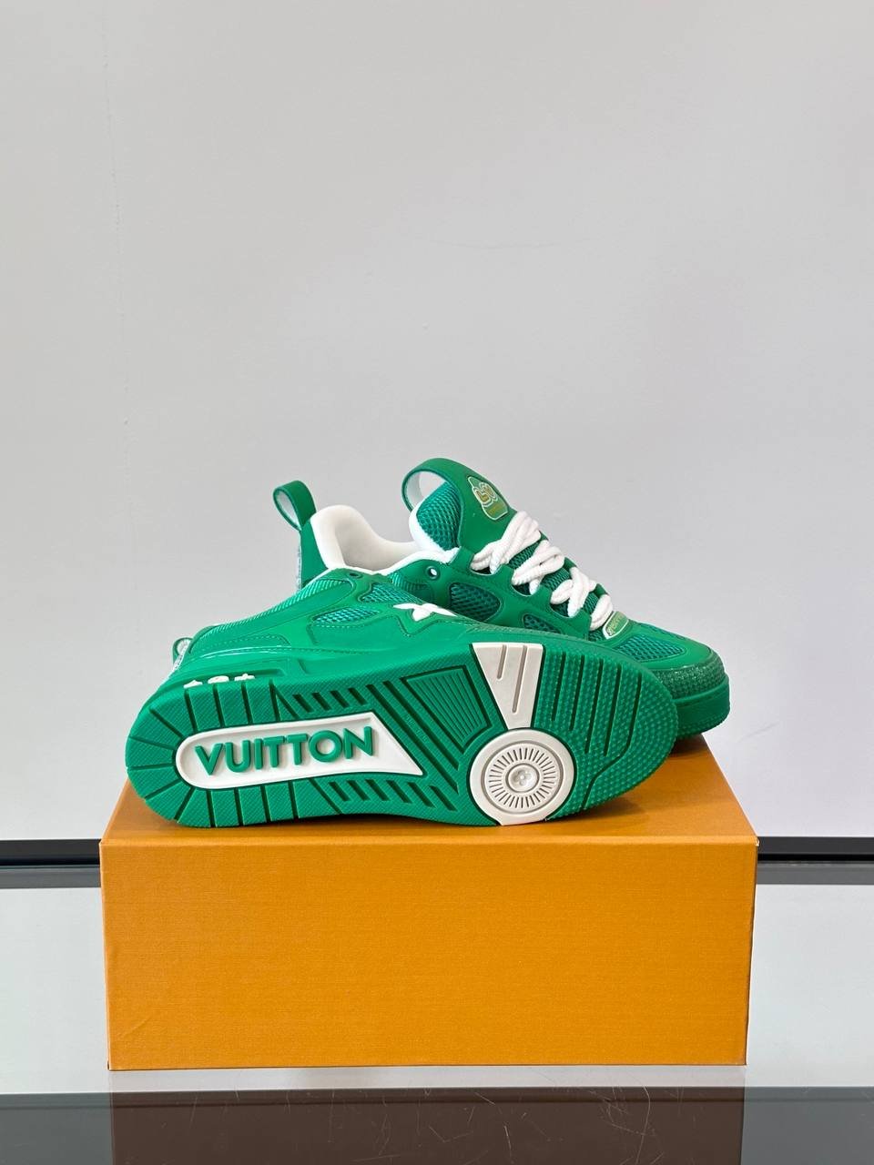 Louis Vuitton skate 1