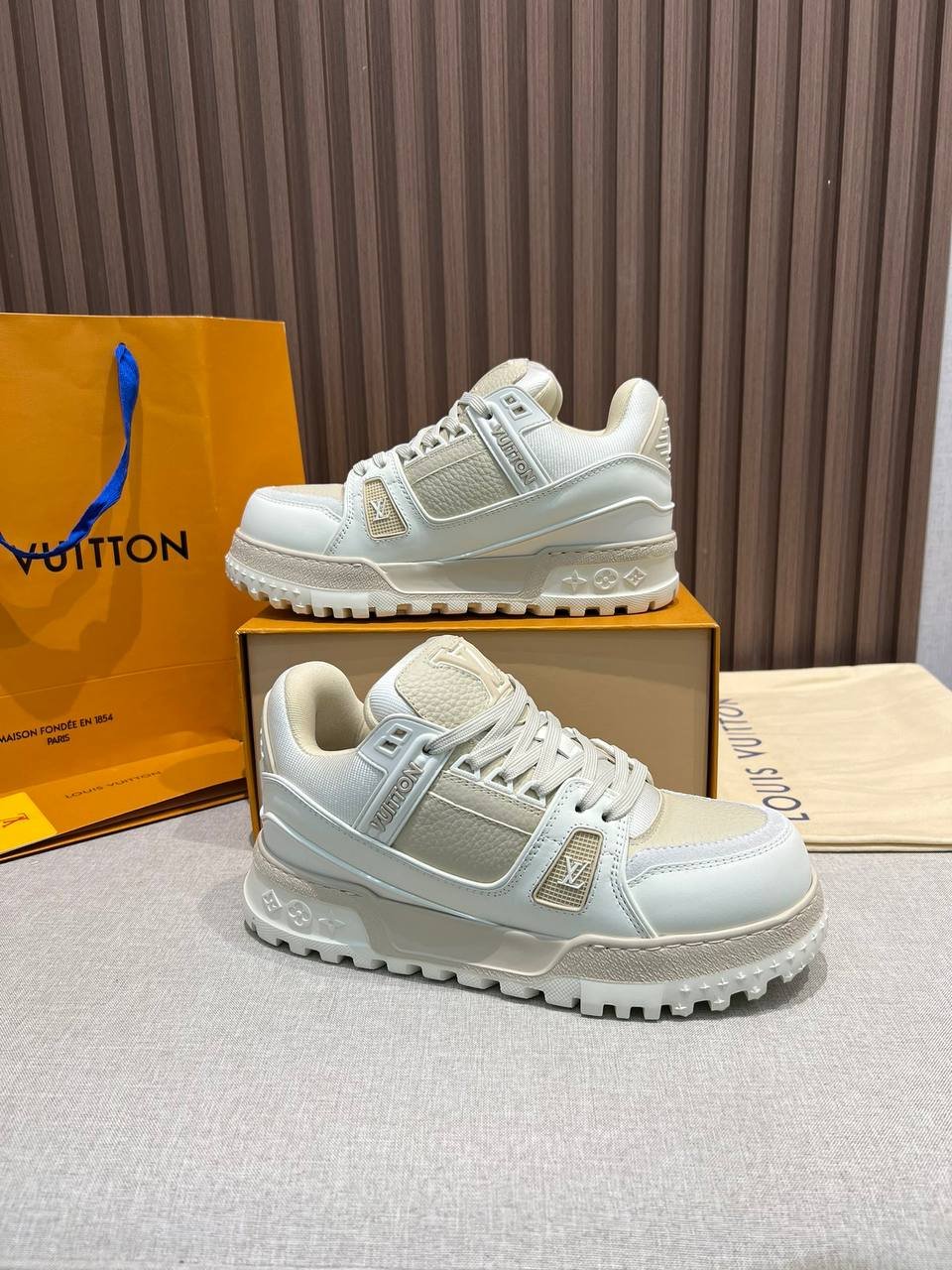 Louis Vuitton trainer maxi